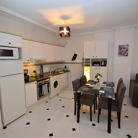 Bergantin Apartment Torrevieja Exterior photo
